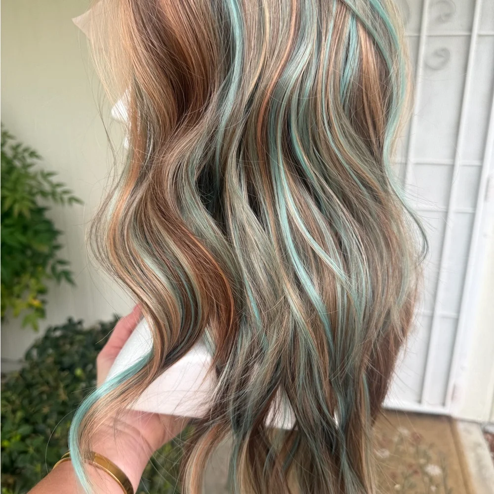 Long Wavy Women’s Hair Color - Blonde with Teal Highlights